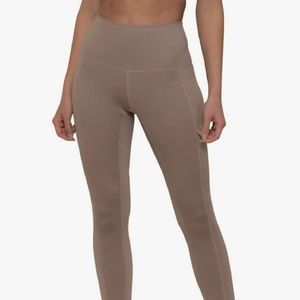 Morgan Stewart sport honey leggings